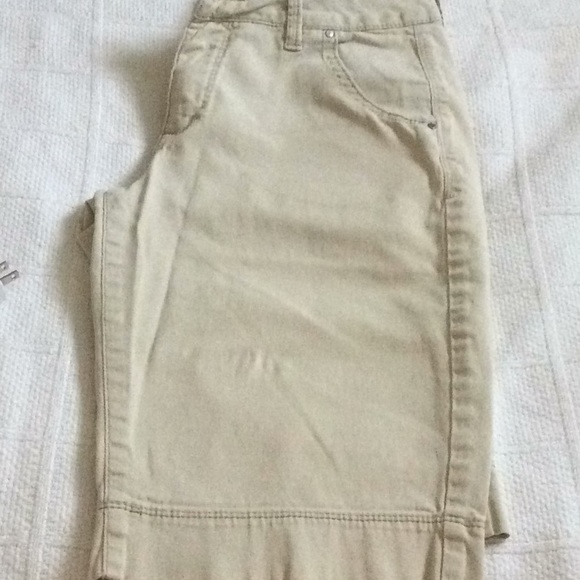 JAG SHORTS SIZE 6 - Picture 3 of 6